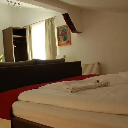 Fruehstueckspension Bachseitenhof 2*