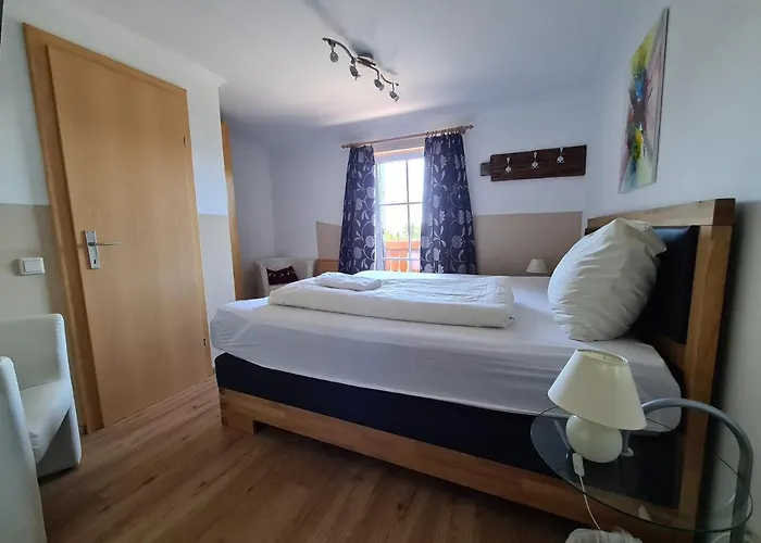 בית הארחה Fruehstueckspension Bachseitenhof 3*